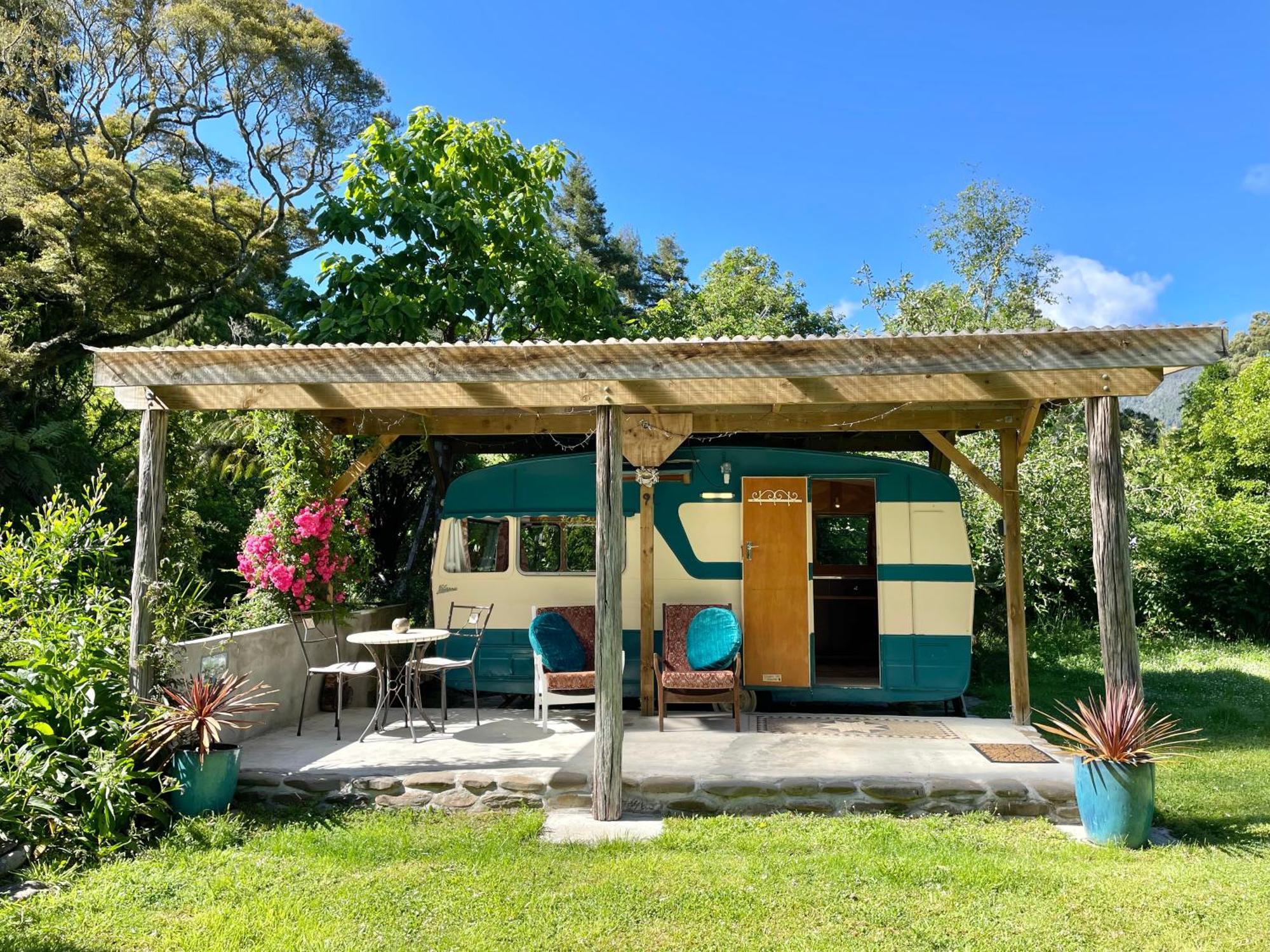 River Song Retreat Golden Bay Такака Екстериор снимка