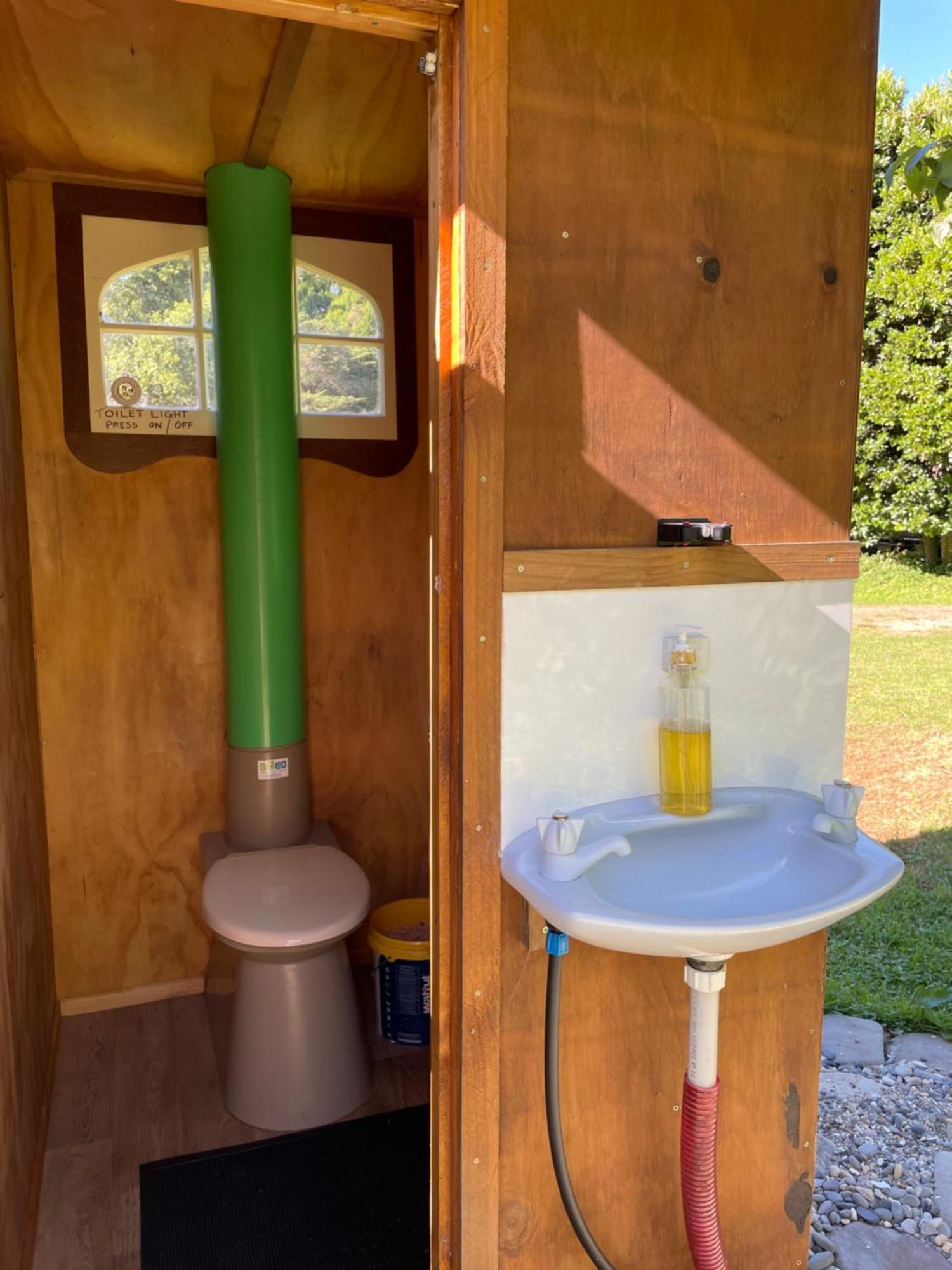 River Song Retreat Golden Bay Такака Екстериор снимка